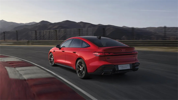 全新上汽奥迪A5L Sportback正式上市，限时臻享价25.99万元起